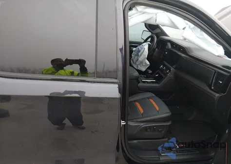 2024 GMC Sierra 1500 4Wd Short Box At4 z USA, uszkodzony, nr VIN 3GTUUEEL0RG215005